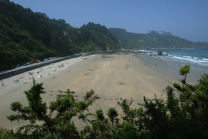 Playa de Aguilar, en Muros del Nalón.