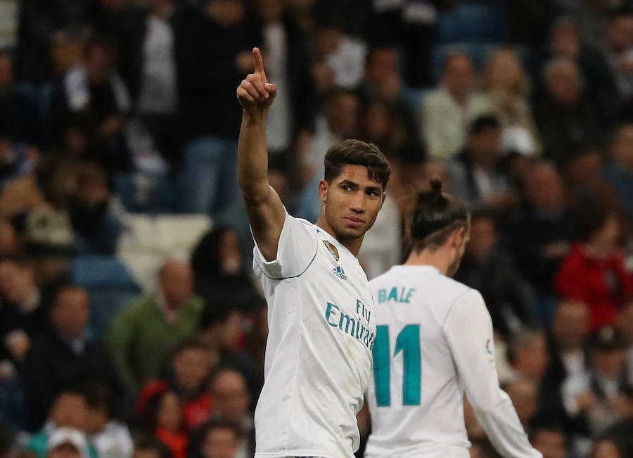 El Real Madrid goleó a un Celta impotente que no vio portería en el Santiago Bernabéu. Bale fue uno de los protagonistas del partido. El galés marcó los dos goles que abrieron el marcador. 