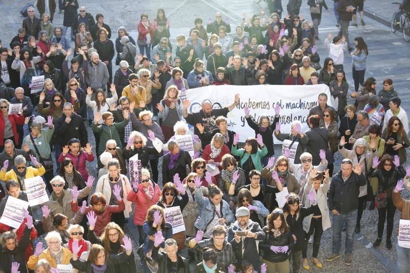 Concentraciones en las principales ciudades asturianas para reclamar el cumplimiento del pacto de Estado y más presupuesto contra la violencia machista