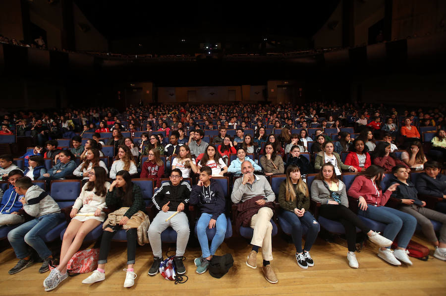 El Auditorio Príncipe Felipe de Oviedo acoge la segunda jornada del programa Link Up dirigido a niños de entre 9 y 13 años. 