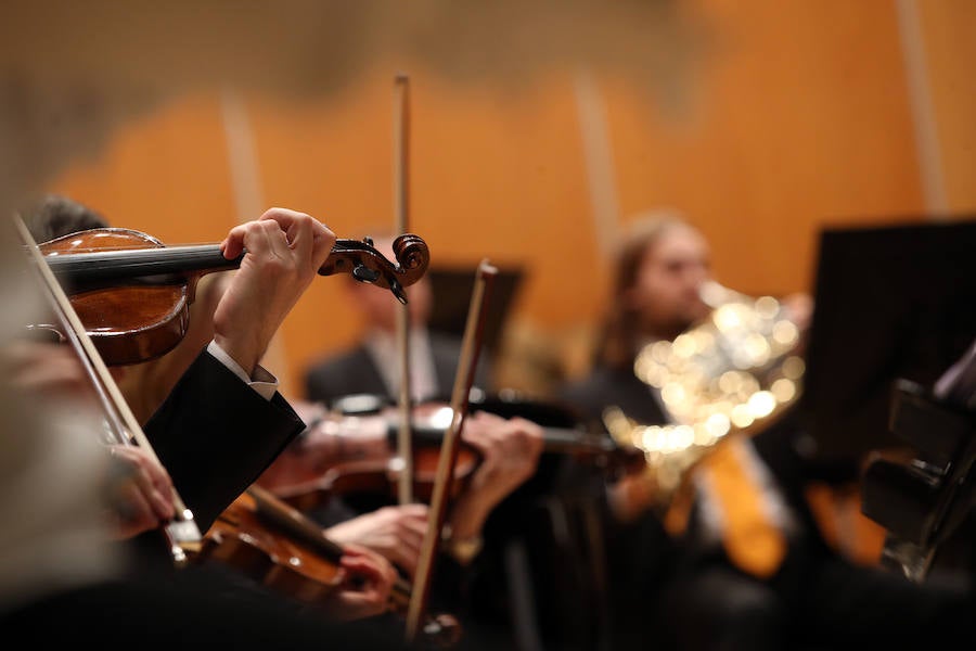 El Auditorio Príncipe Felipe de Oviedo acoge la segunda jornada del programa Link Up dirigido a niños de entre 9 y 13 años. 