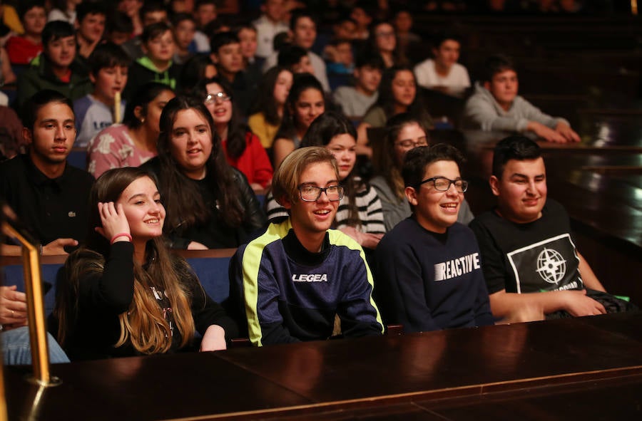 El Auditorio Príncipe Felipe de Oviedo acoge la segunda jornada del programa Link Up dirigido a niños de entre 9 y 13 años. 