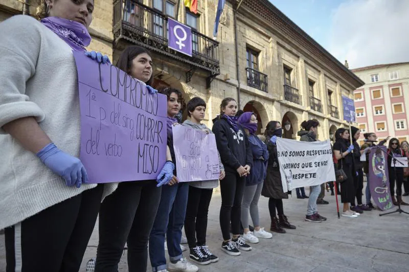Concentraciones en las principales ciudades asturianas para reclamar el cumplimiento del pacto de Estado y más presupuesto contra la violencia machista
