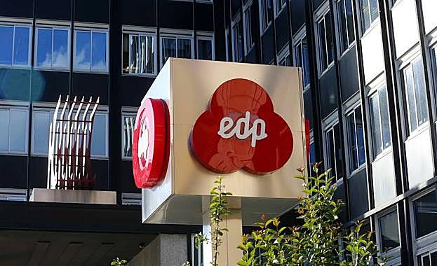 Javier Fernández rechaza la posible compra de activos de EdP por parte de Iberdrola y Endesa