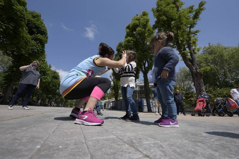 Los puestos tradicionales y los juegos infantiles amenizaron la jornada festiva.