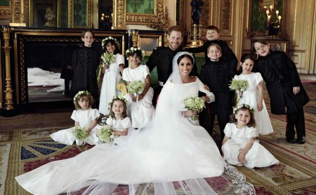 Los duques de Sussex, Enrique y Meghan, publican tres fotografías oficiales de su boda