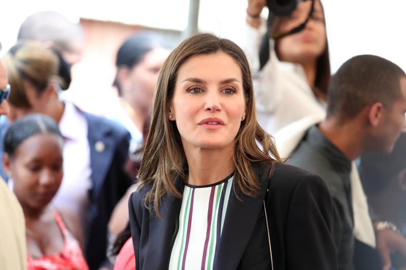 Doña Letizia cerró este martes su visita al país, antes de volar a Haití, con la visita a dos proyectos de cooperación que reafirmaron su compromiso con el fortalecimiento del papel de la mujer y su progreso económico y social