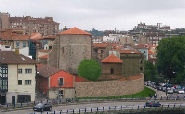 Recreación de un tramo de muralla. 