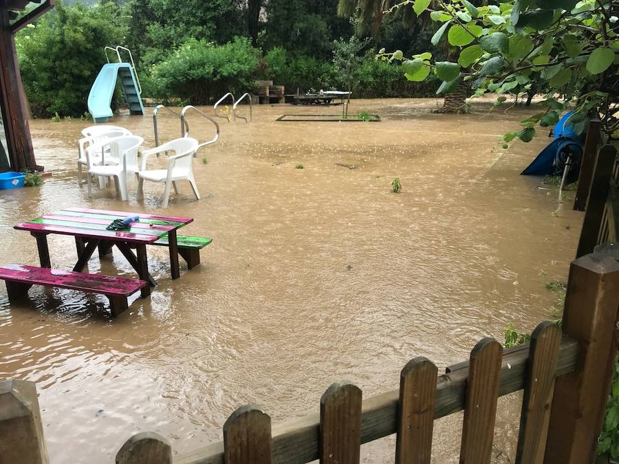 El Valle de Fontaciera, inundado por el desbordamiento del río Pinzales