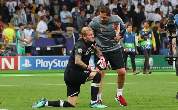 Loris Karius, desconsolado tras la final de la Champions. 