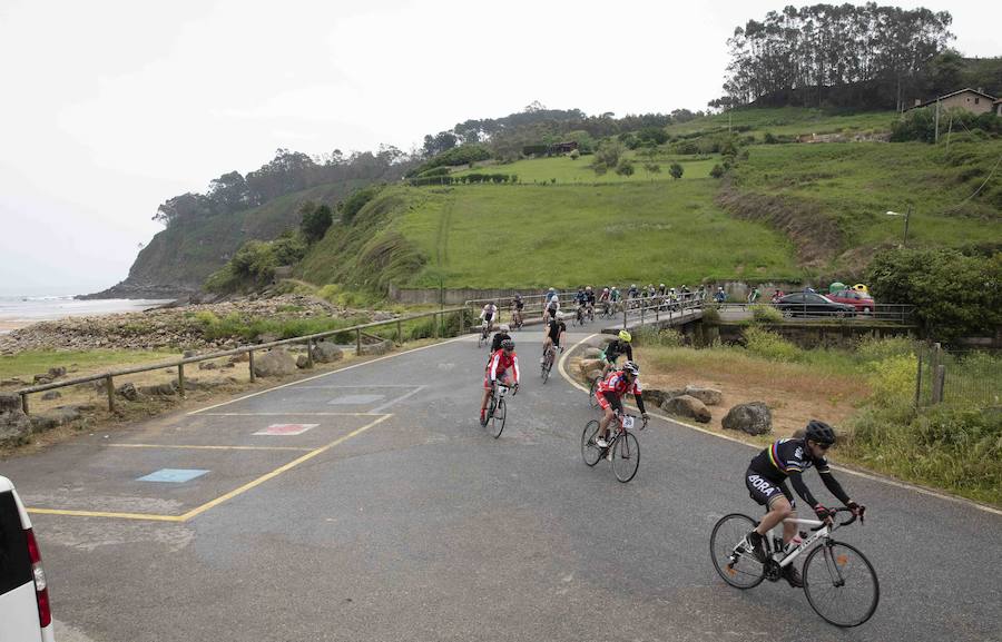 Fotos: Marcha Cicloturista Villa de Gijón (2)