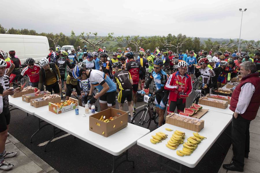 Fotos: Marcha Cicloturista Villa de Gijón (2)