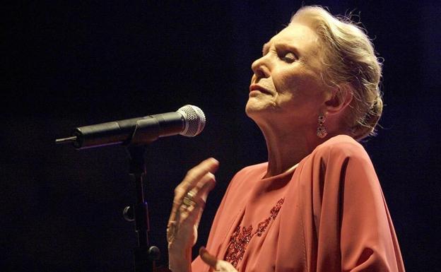 Cinco canciones inolvidables de María Dolores Pradera