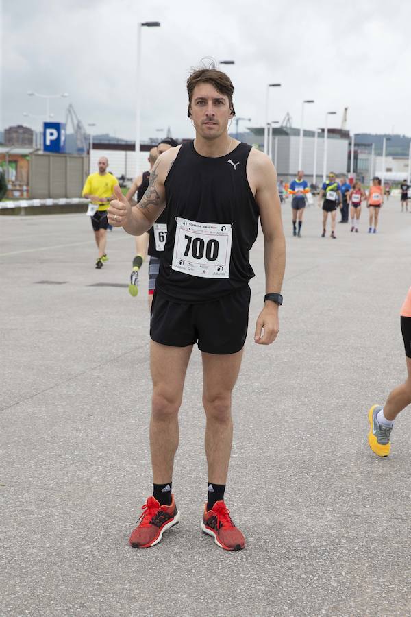 850 personas se sumaron a esta inciativa solidaria organizada por el Centro Comunitario de Sangre y Tejidos de Asturias, con el patrocinio de la Fundación EdP y la colaboración del Ayuntamiento de Gijón, la Dirección General de Deportes y EL COMERCIO