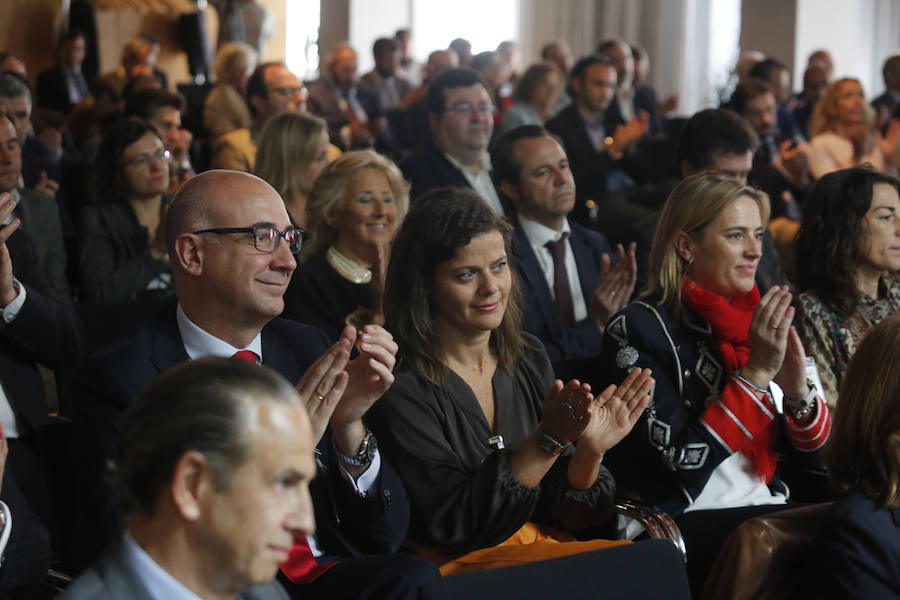 El acto, al que acudió el presidente de la Federación Asturiana de Empresarios (FADE) Belarmino Feito, se celebró en Las Caldas. 