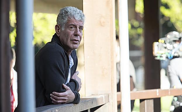 Anthony Bourdain, en el Museo del Pueblo de Asturias el pasado mes de abril.