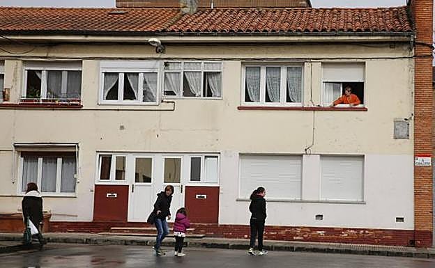 «La solución no puede, en ningún caso, pasar por un desalojo antisocial»