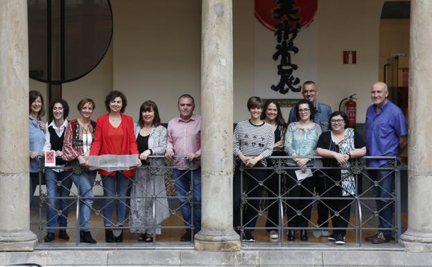 Las letras toman el paseo de Begoña