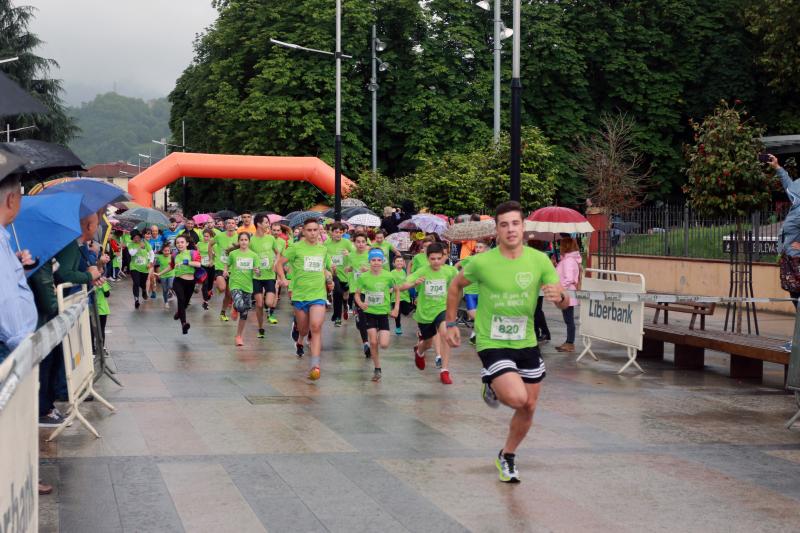 Más de un millar de personas participaron en la cuarta edición de la carrera solidaria promovida por el Ayuntamiento