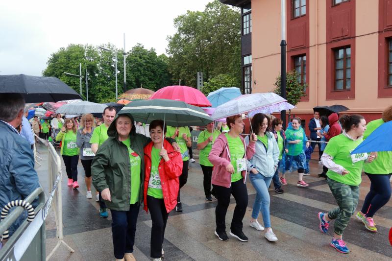 Más de un millar de personas participaron en la cuarta edición de la carrera solidaria promovida por el Ayuntamiento
