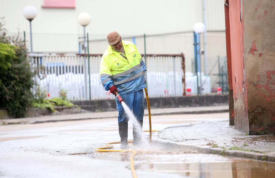 Fotos: Trubia hace balance de daños tras el argayo