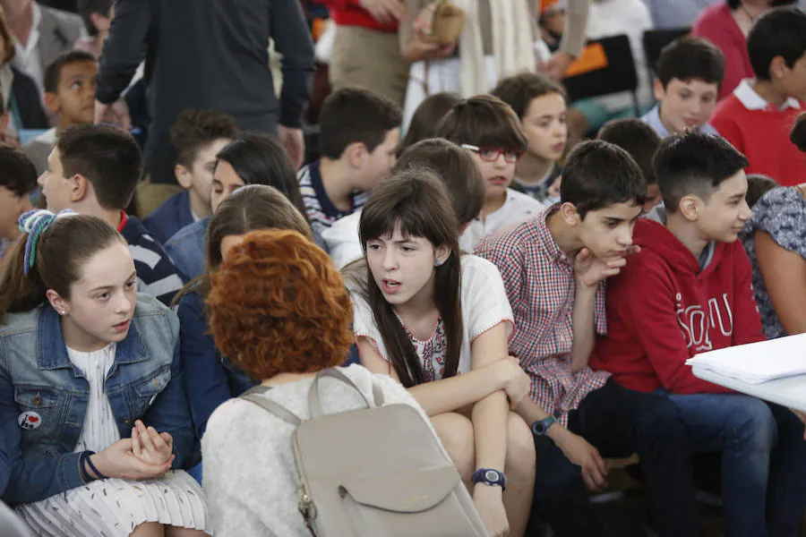 Fotos: Despedida de los alumnos de sexto de Primaria del Colegio Jovellanos de Gijón