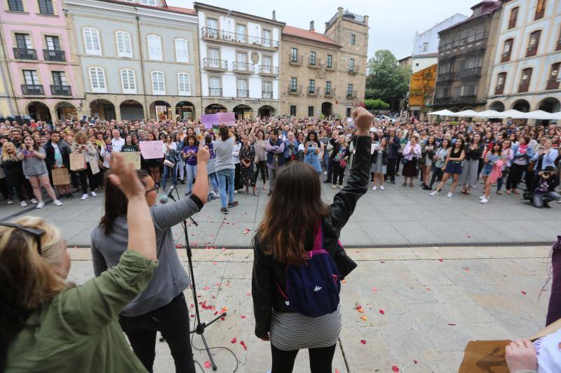 Fotos: Avilés sale a la calle en protesta contra la libertad provisional para &#039;La Manada&#039;