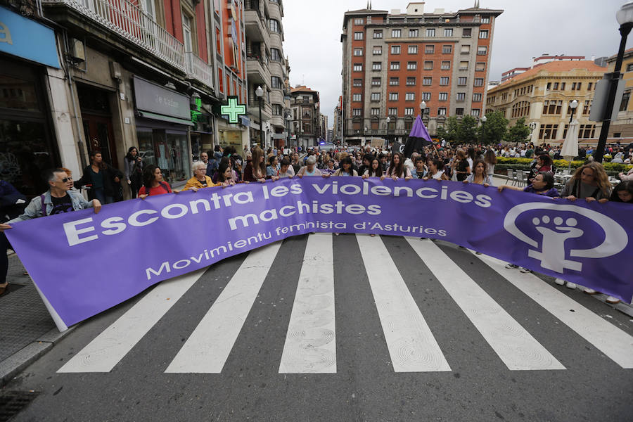 Fotos: Gijón toma la calle contra la libertad provisional