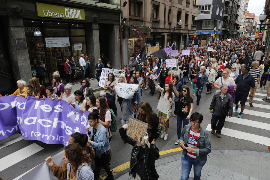 Fotos: Gijón toma la calle contra la libertad provisional