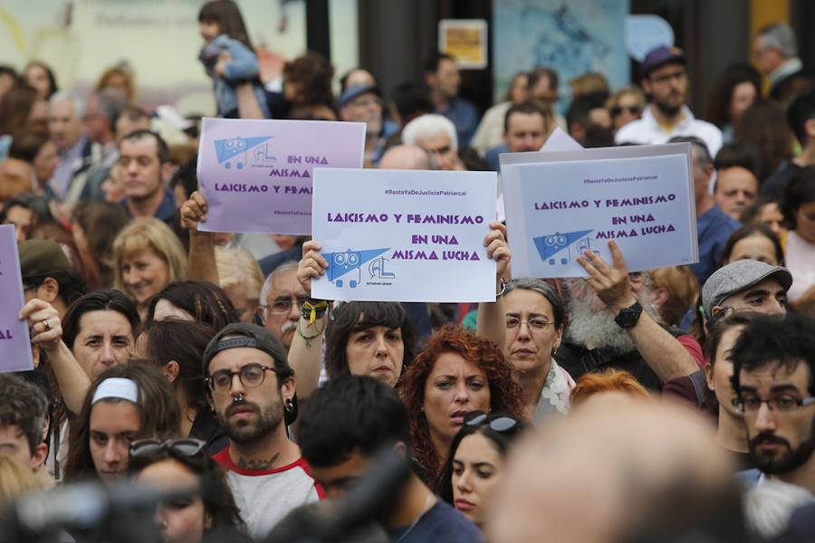 Fotos: Gijón toma la calle contra la libertad provisional