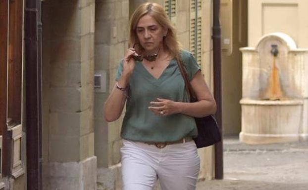 Primeras imágenes de la Infanta Cristina tras la entrada en prisión de Iñaki Urdangarin