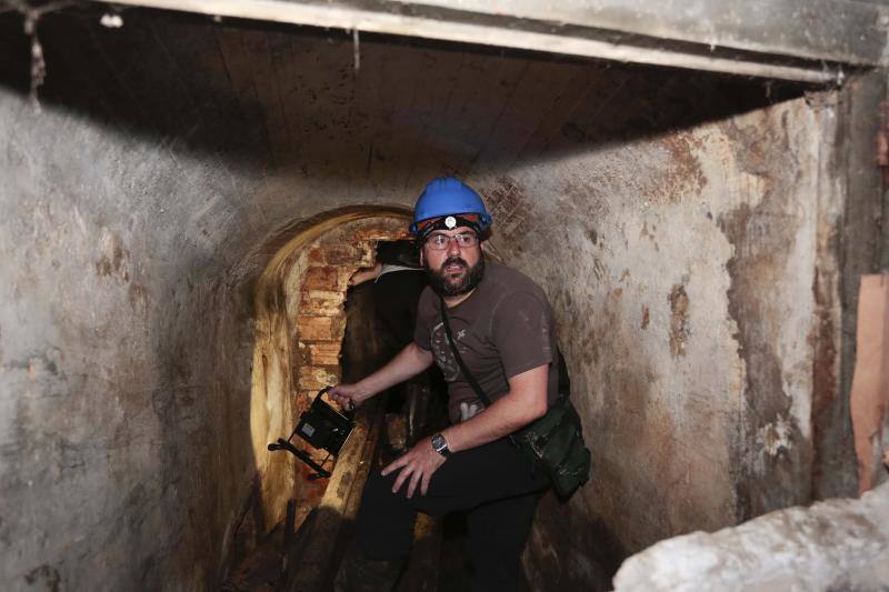 Ha sido organizada por la Asociación Lázaro Cárdenas, que ha hecho un estudio de la estructura del refugio, que considera segura, desde el punto de vista de la construcción y la geología, el estudio arqueológico y el levantamiento planimétrico