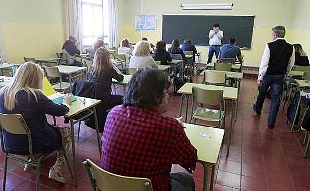 El IES Aramo de Oviedo fue sede de varios tribunales en las oposiciones de Secundaria de 2016. 