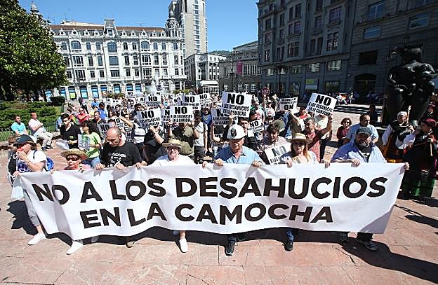 La Camocha se manifiesta en Oviedo contra los desahucios