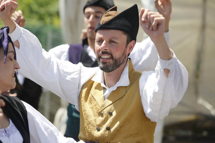 La parroquia de Gijón festeja la última jornada festiva