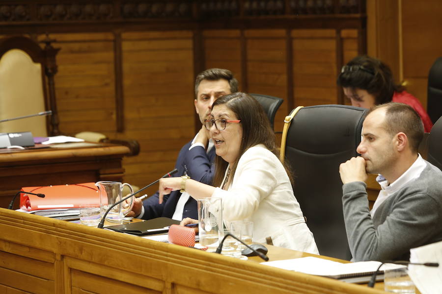 Fotos: Pleno del Ayuntamiento de Gijón (27-06-2018)