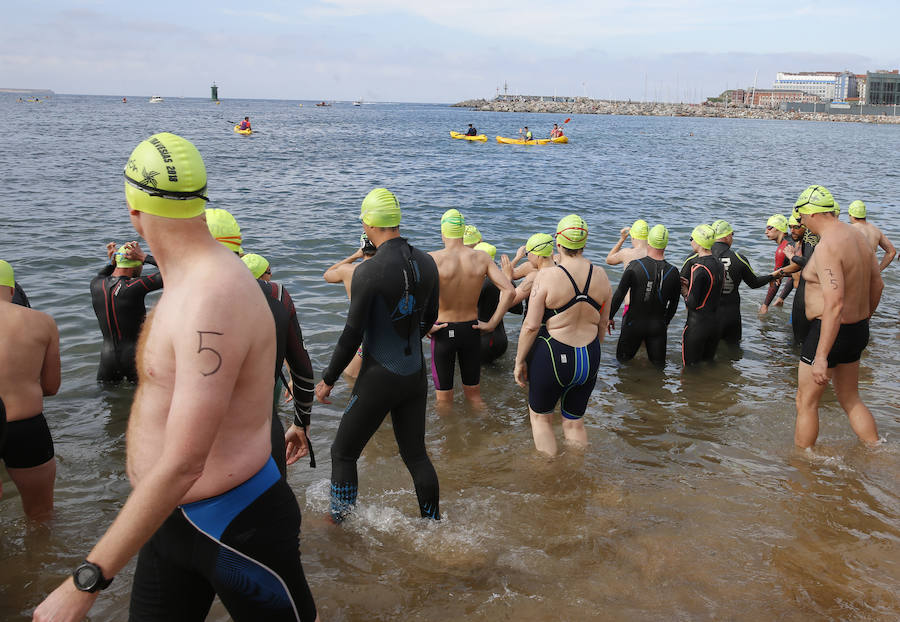 El nadador del Puentera confirmó los pronósticos y Aroa Silva, por su parte, ganó en la categoría femenina.