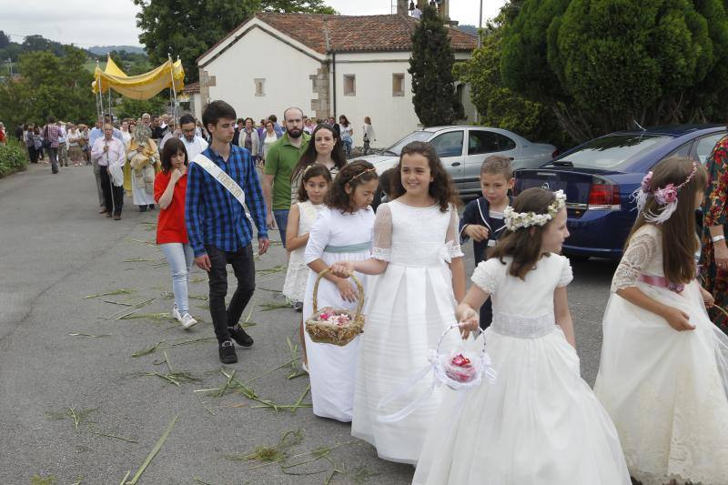 Los barrios y parroquias de la ciudad valoran la gran afluencia de pública a las celebraciones del fin de semana.