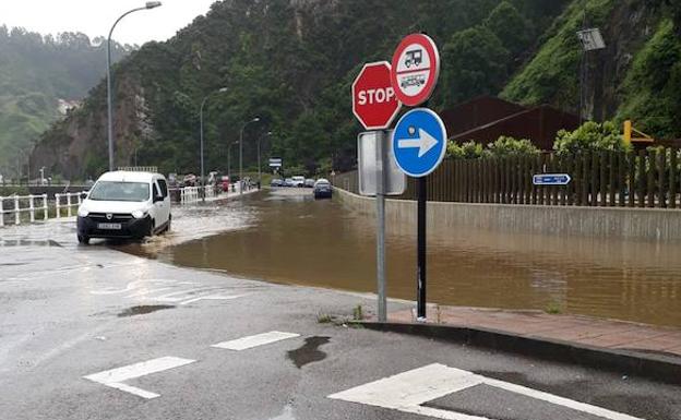 Las imágenes que dejan las inundaciones en Asturias
