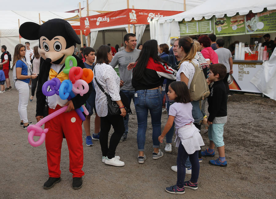 El gran festival cultural del verano echa a andar con gran éxito de público.