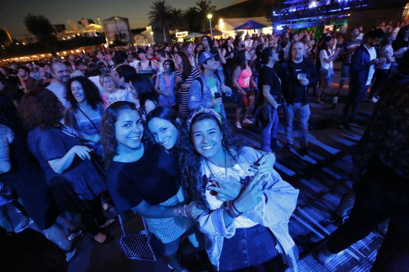 El swing, funky y rock and roll de la mano de Jairo Perera pusieron el punto final al festival con el público asturiano entregado.