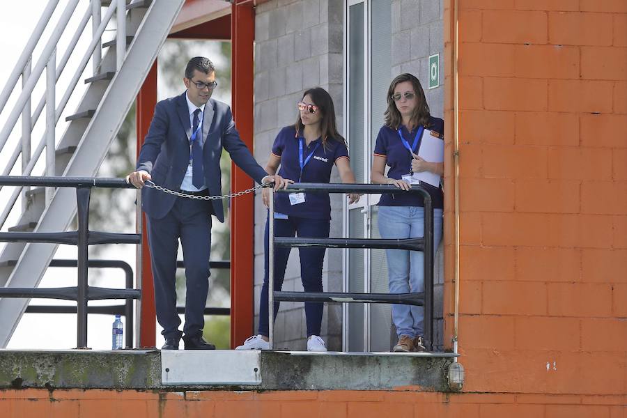 Fotos: Pruebas de acceso para la tripulación de helicóptero de Salvamento Marítimo