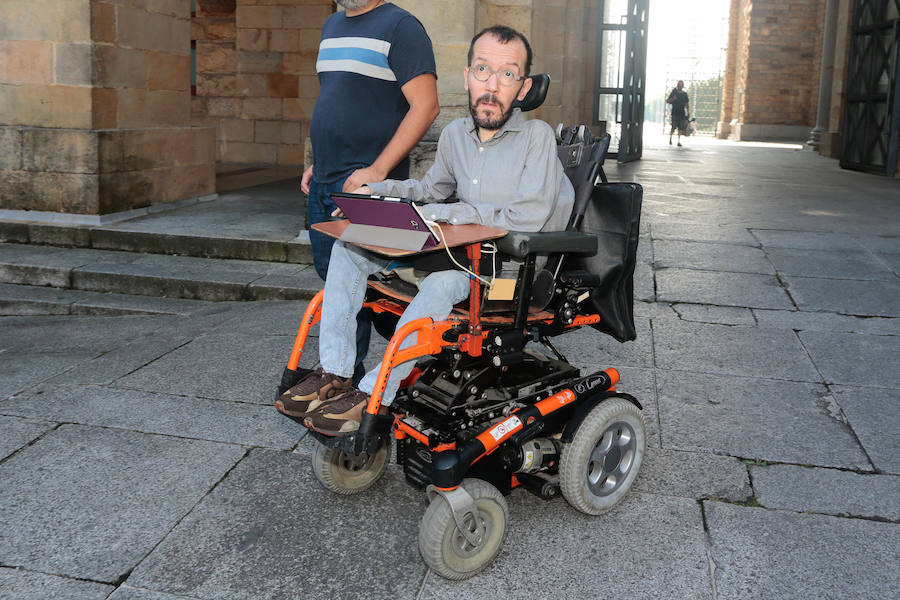 El secretario de Organización de Podemos critica al partido por pedir que se elimine la libre circulación en la UE