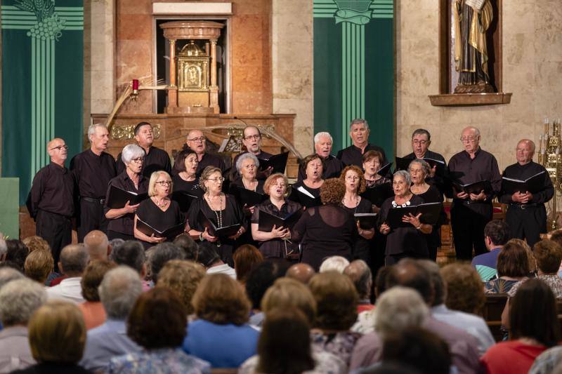 La Coral piloñesa celebra su festival nacional con la idea de recuperar «en un futuro» la competición.