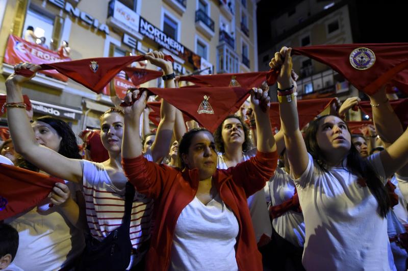 El 'Pobre de Mí' despide un año más las fiestas de San Fermín