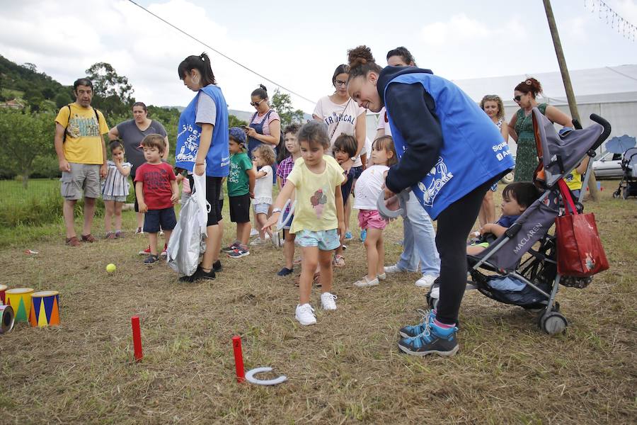 Fotos: Juegos infantiles para despedir las fiestas de Caldones