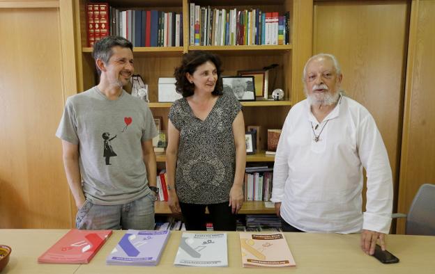 Pablo Puente, Susana González y José Antonio García Santa Clara, directivos de Siloé. 