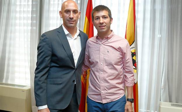 Luis Rubiales, presidente de la Federación, y Albert Celades. 