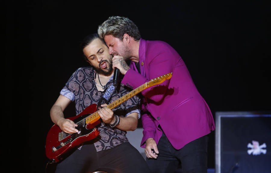 El exlíder de El Canto del Loco recala en el Gijón Life con su gira 'Grandes éxitos y pequeños desastres'