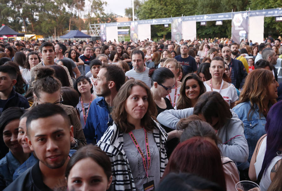 El exlíder de El Canto del Loco recala en el Gijón Life con su gira 'Grandes éxitos y pequeños desastres'